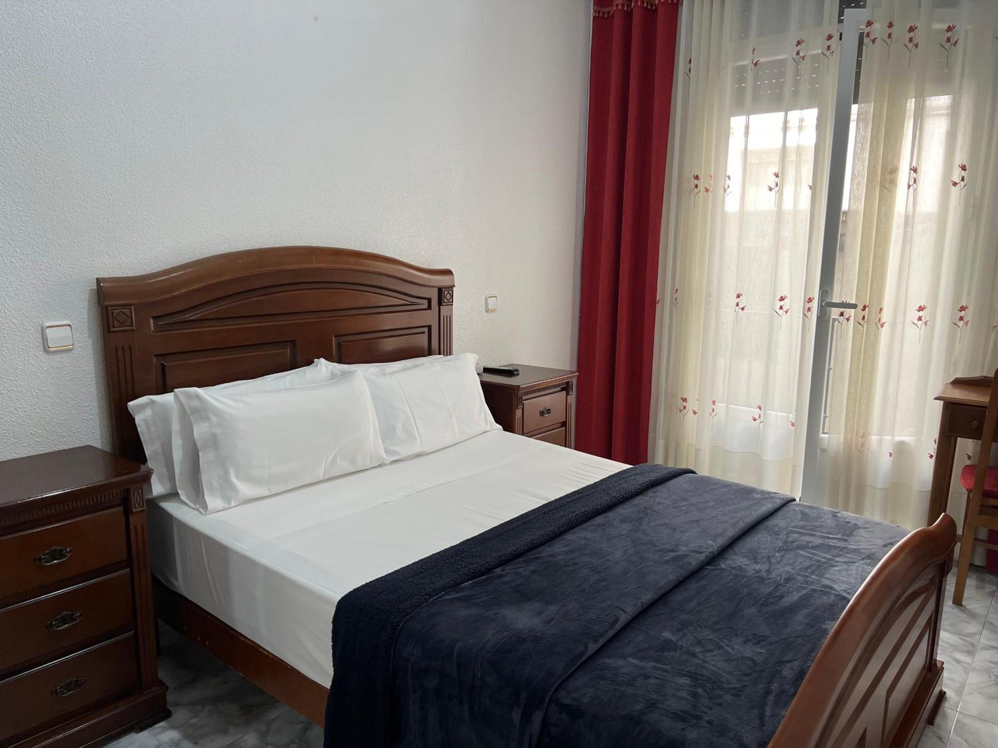 Hostal Palacios Fuencarral — Fotos 1